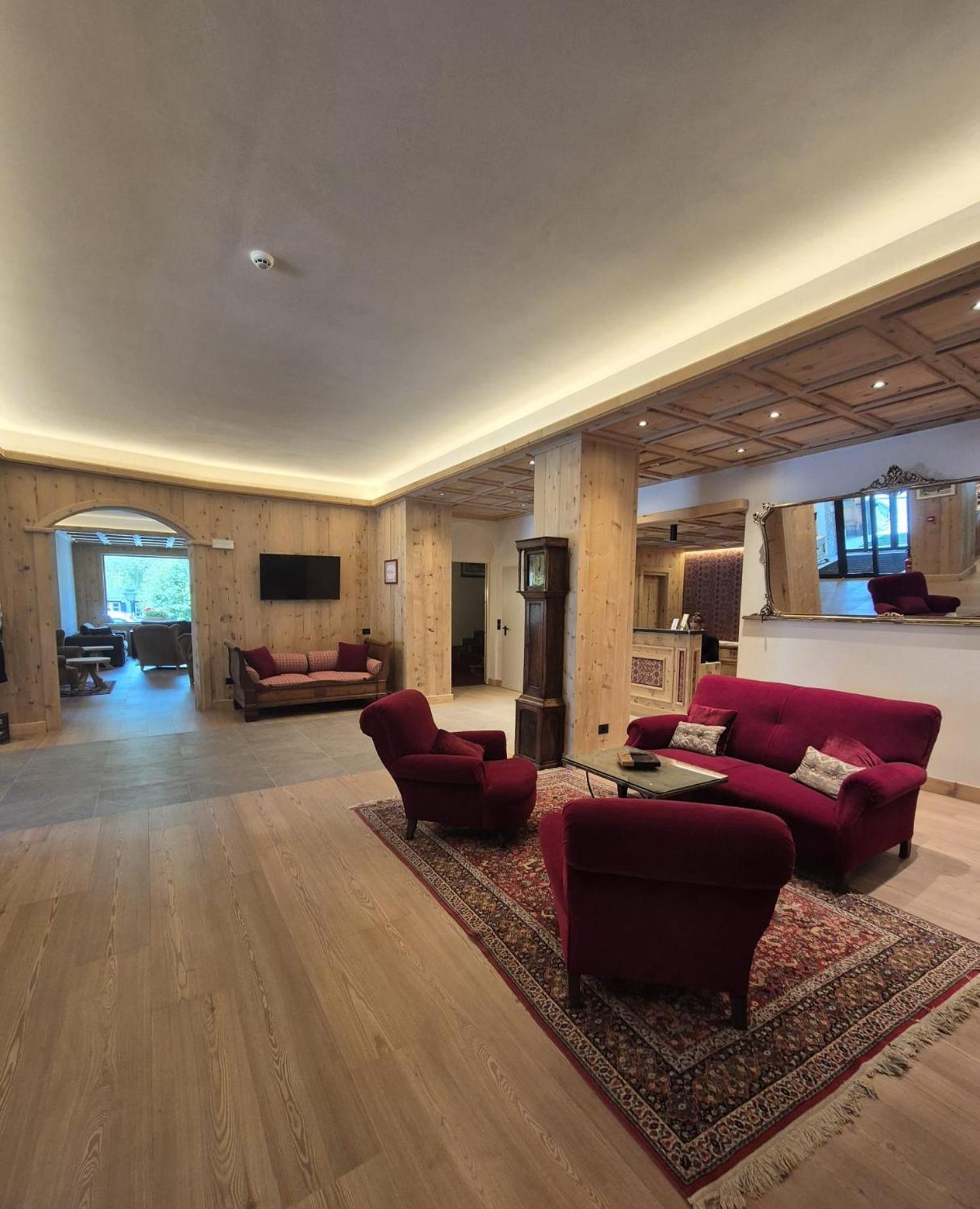 Hotel Baita Dei Pini Bormio Esterno foto